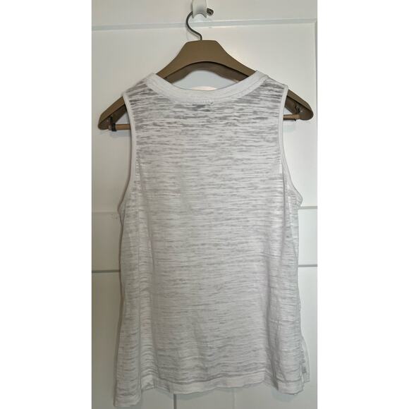 Lucky Brand White Tank Shirt Size Medium - Picture 2 of 9